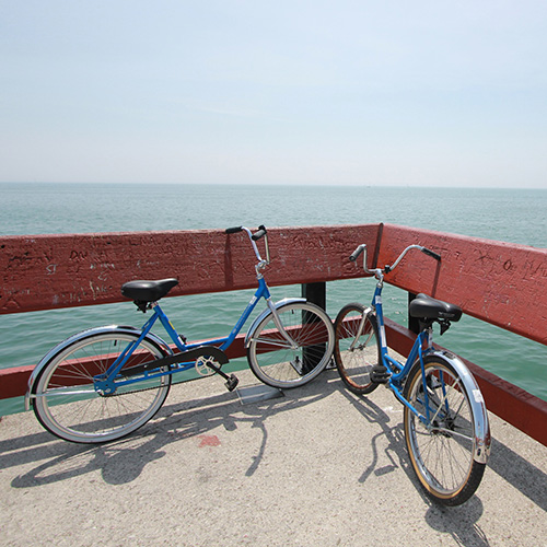 Vélos sur le quai