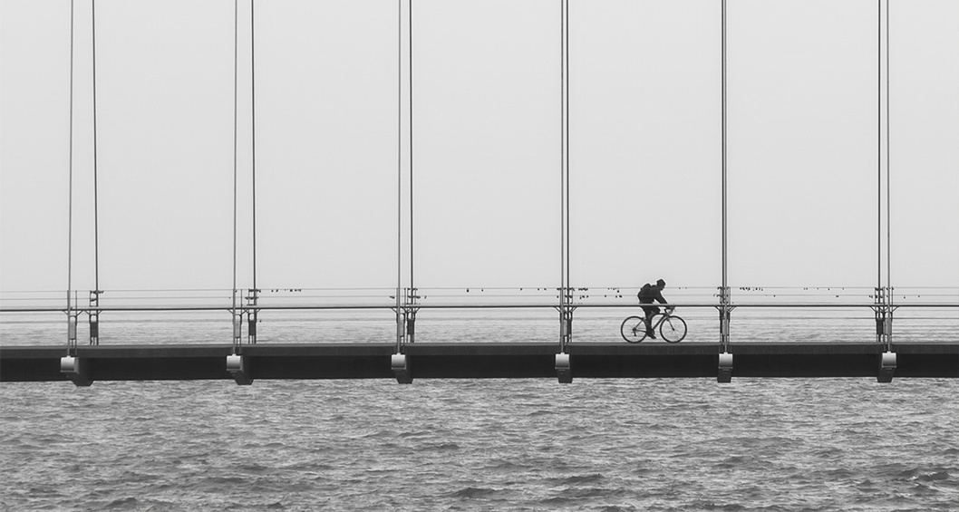Vélo sur le pont